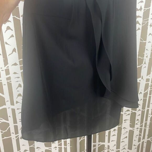 Vince Camuto Semi-Sheer Sleeveless Top 1X - Picture 9 of 11